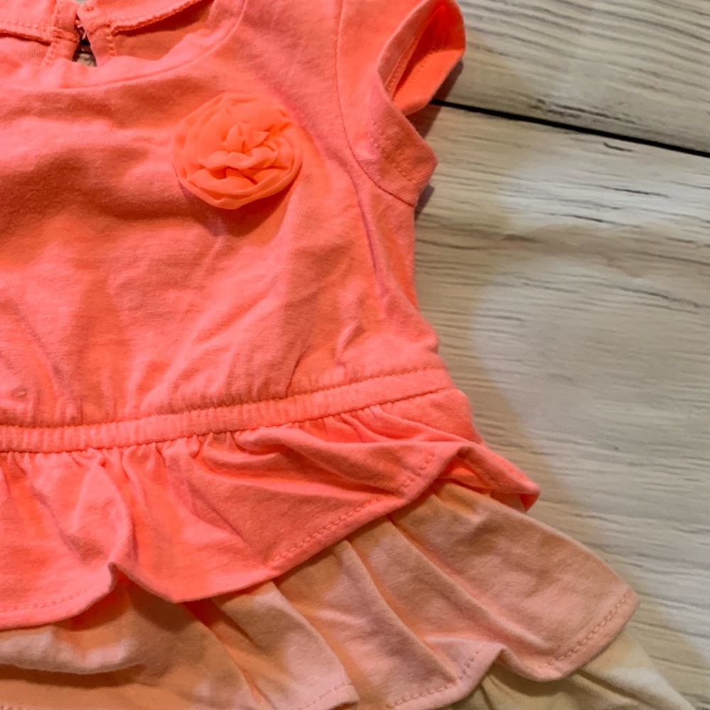 *Like New* Baby Girl Neon Pink Ruffle Outfit - Picture 3 of 3